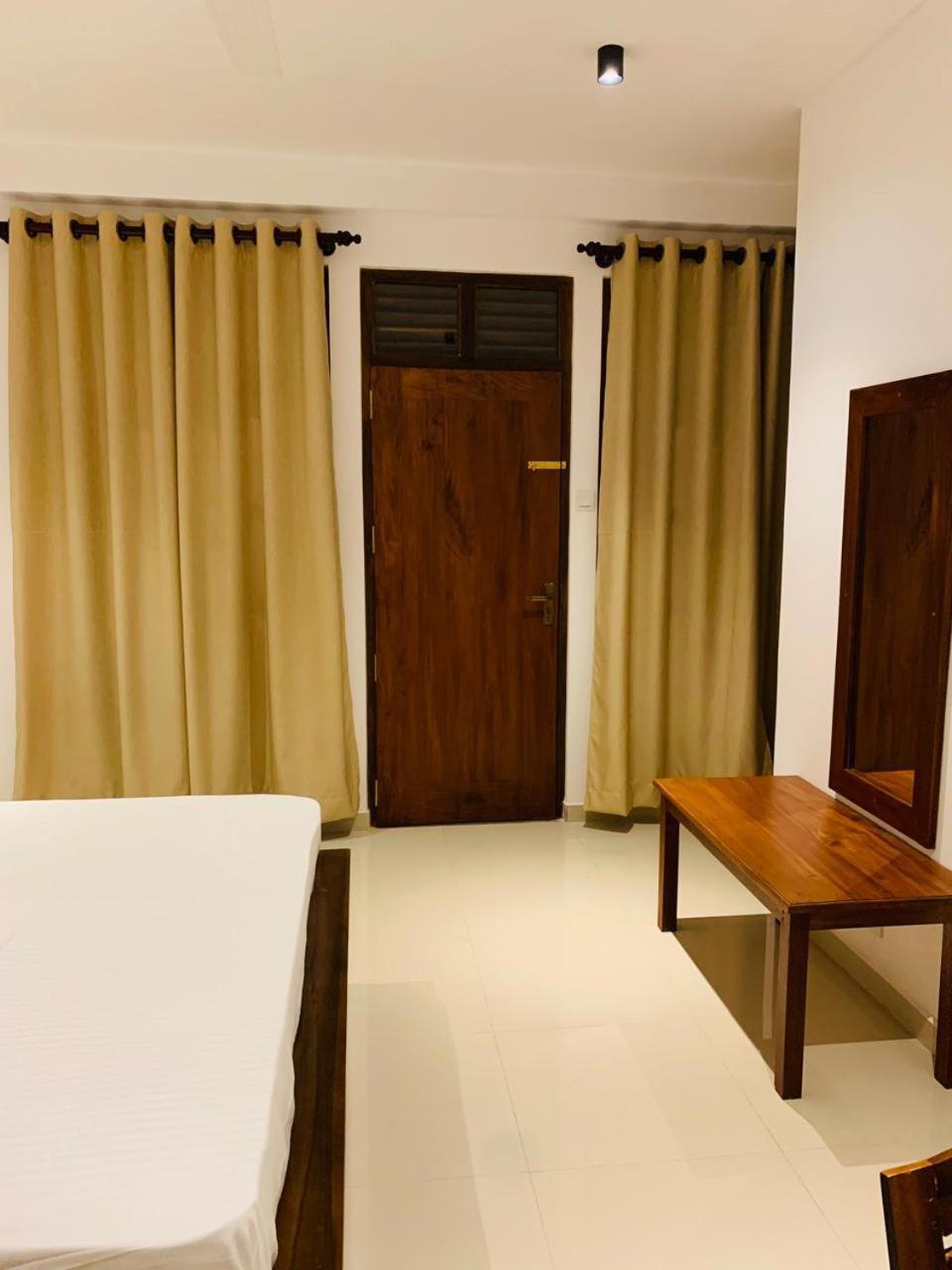 New Holiday Reach Unawatuna Εξωτερικό φωτογραφία
